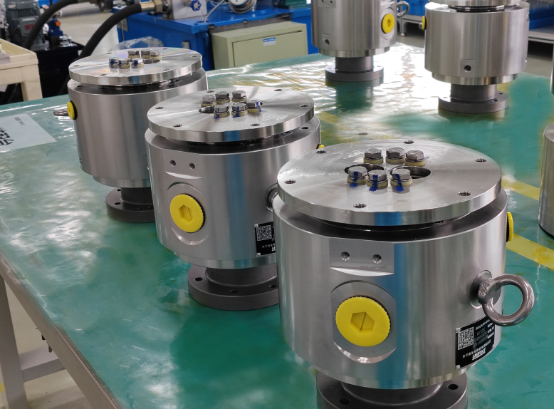 騰旋風電油滑環(huán) 騰旋風電油滑環(huán)